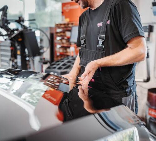 Die 5 besten Neulackierungs-Services in Ingolstadt – Das gesamte Fahrzeug mit frischem Lack neu auffrischen